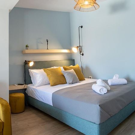 Anelia'S And Lydia'S Design Apartments Swimming Pool Nikiana Esterno foto