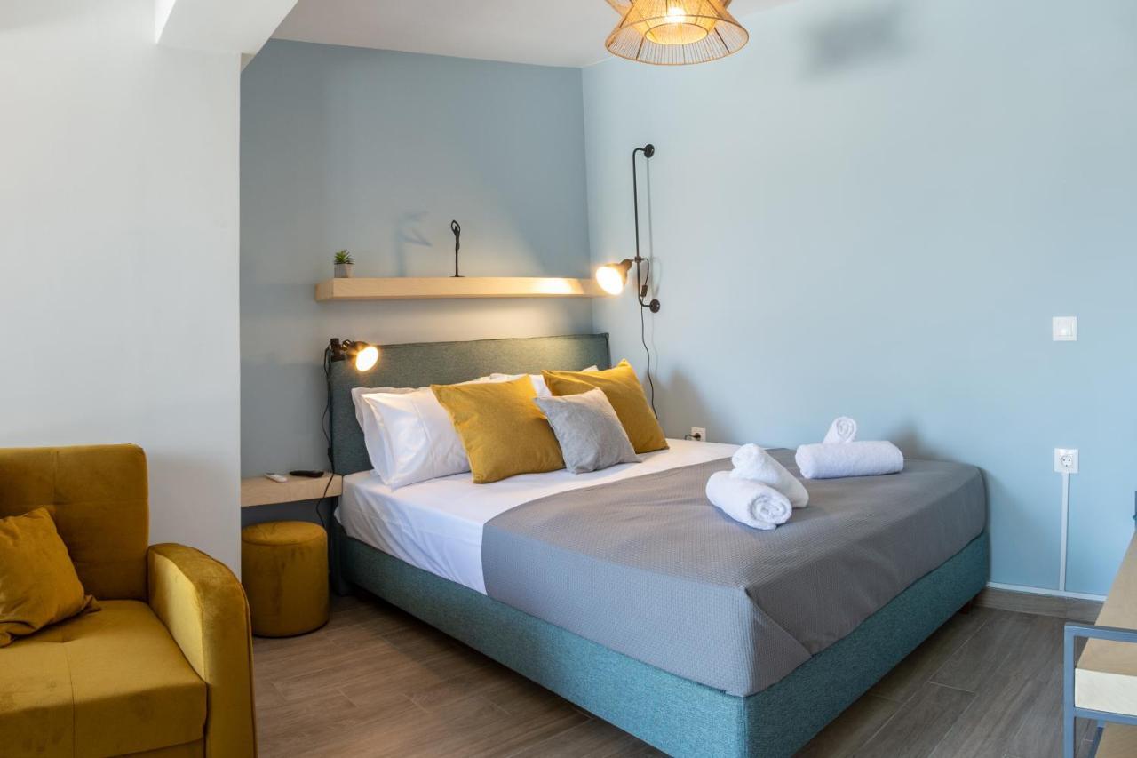 Anelia'S And Lydia'S Design Apartments Swimming Pool Nikiana Esterno foto